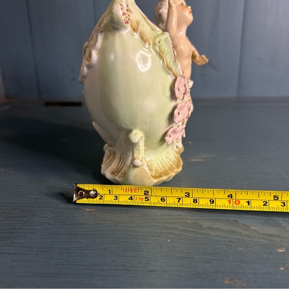 Vintage KPM Planter Cherub Putti Figurine Bisque Porcelain Boat Vase - Picture 9 of 11
